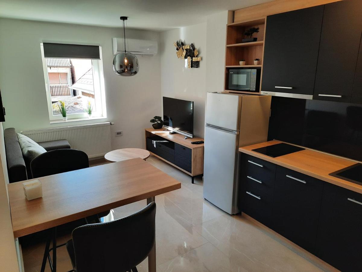 Apartmani New York Nova Gradiska Kültér fotó