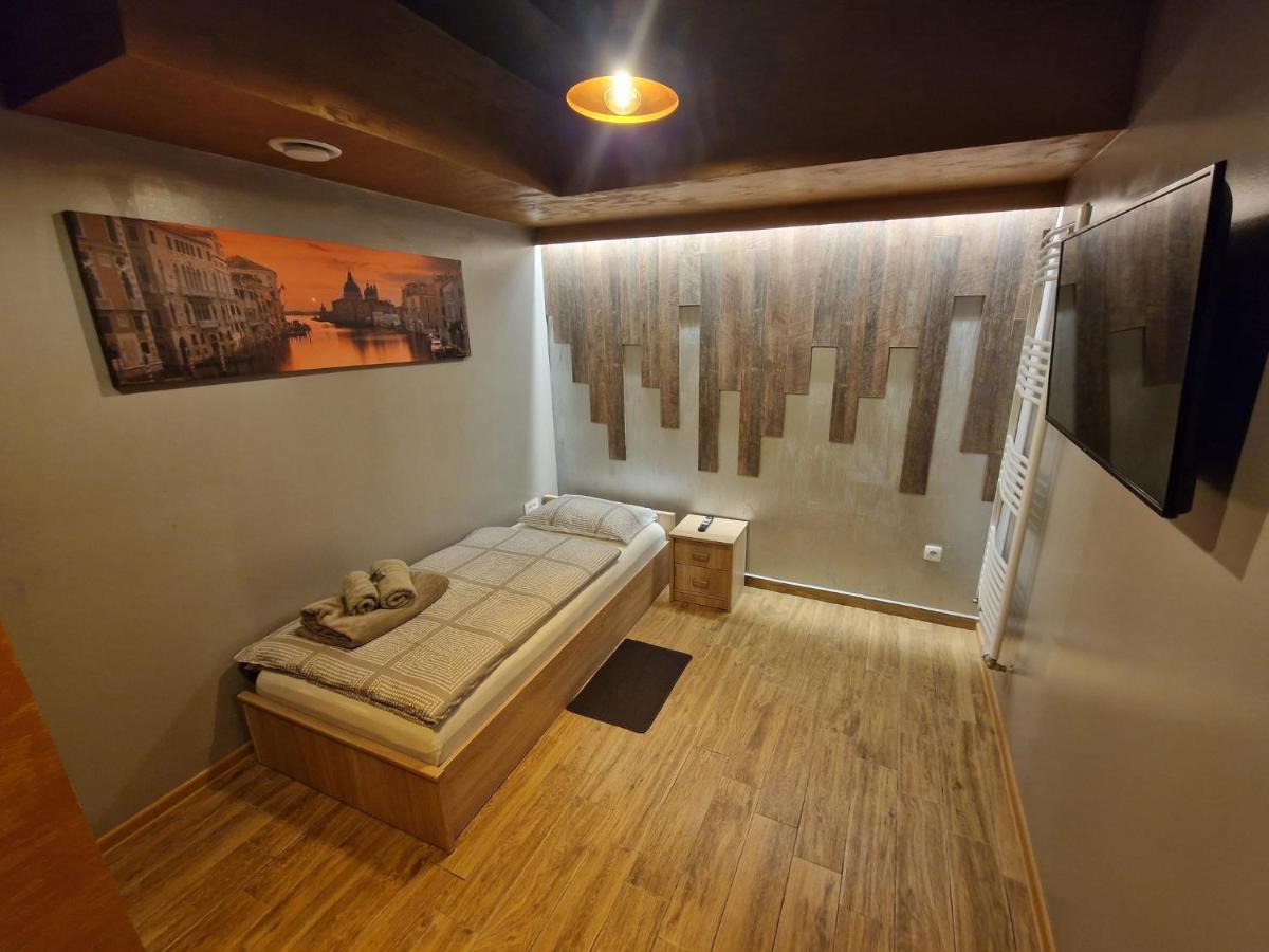 Apartmani New York Nova Gradiska Kültér fotó
